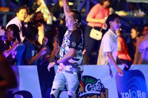 BIB: 
                            <button type="button" onclick="openModal(23708241)" class="btn btn-primary btn-sm float-right btn-popup" data-toggle="modal" data-target=".modal-high-quality">
                        <i class="fas fa-shopping-cart"></i> Add to Cart
                    </button>
                                            <button type="button" onclick="isThisMe(23708241, true)" class="btn btn-success btn-sm float-right btn-popup btn-isme hidden" data-toggle="tooltip" data-placement="bottom" title="นี่คือรูปของคุณใช่ไหม คลิกที่นี่เพื่อเอาเข้าอัลบั้ม">
                        <i class="fas fa-plus"></i> Add to album
                    </button>
                    <button type="button" onclick="isThisMe(23708241, false)" class="btn btn-warning btn-sm float-right btn-popup btn-isnotme hidden">
                        <i class="fas fa-ban"></i> Remove from album
                    </button>